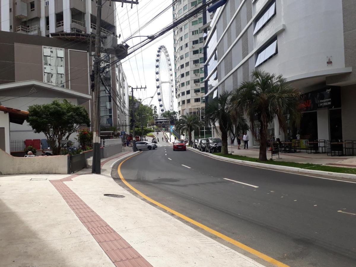 Otimo Apto. 180 Metros Do Mar Balneario Camboriu Exterior photo